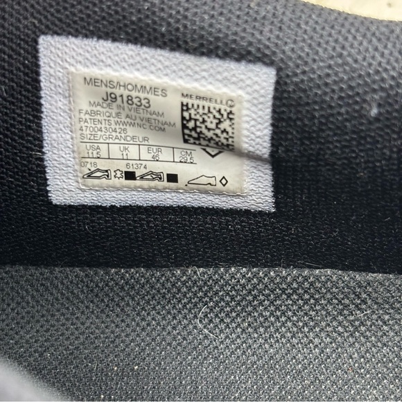 Merrell Black Slip-On Loafers with Elastic Goring - Picture 11 of 11